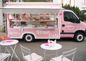 Finest homemade desserts from the sweetest food truck in Switzerland